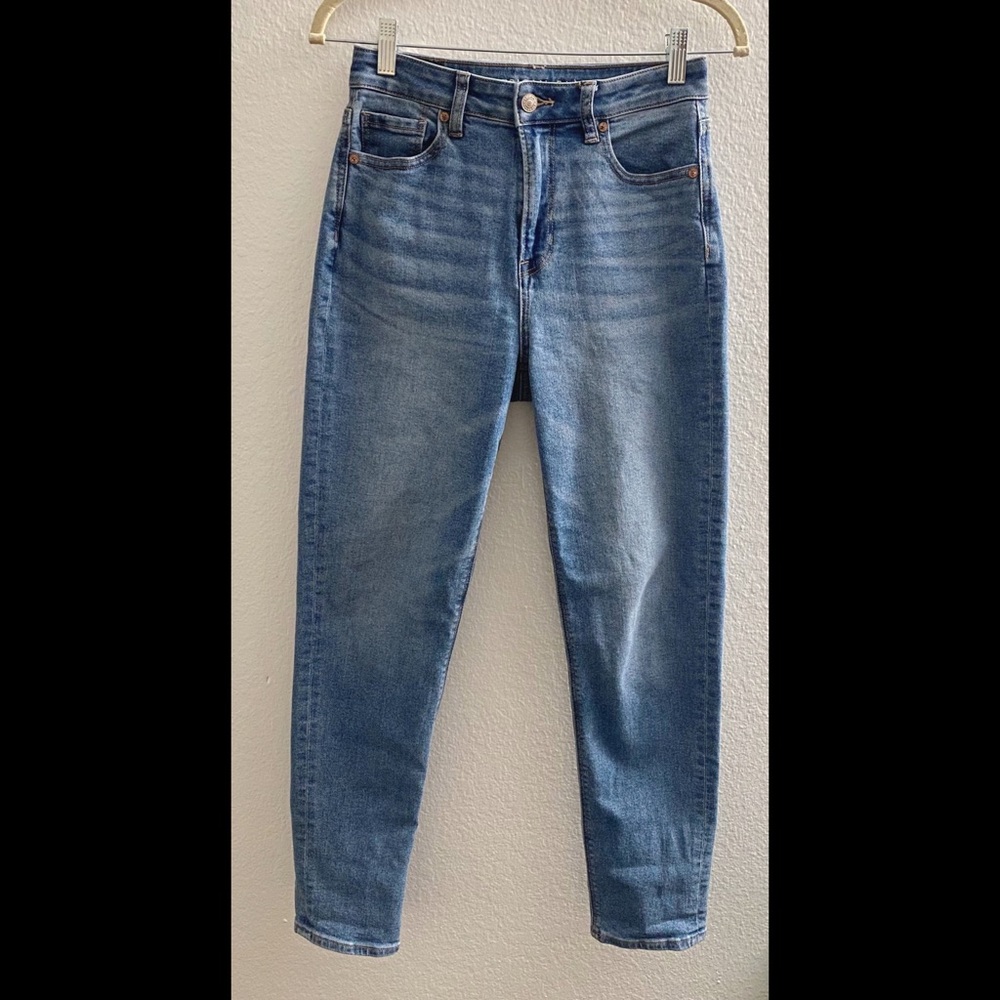 American Eagle Outfitters Stretch Mom Jeans